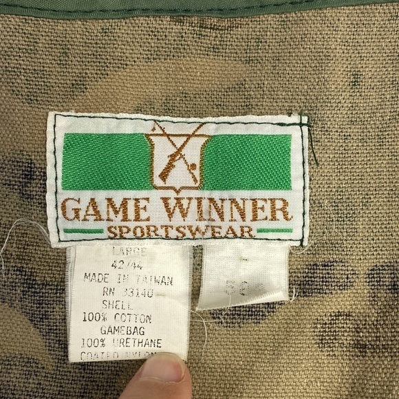 Vintage Game Winner Sportwear Camo Duck Hunting Vest Size Large - Picture 3 of 8